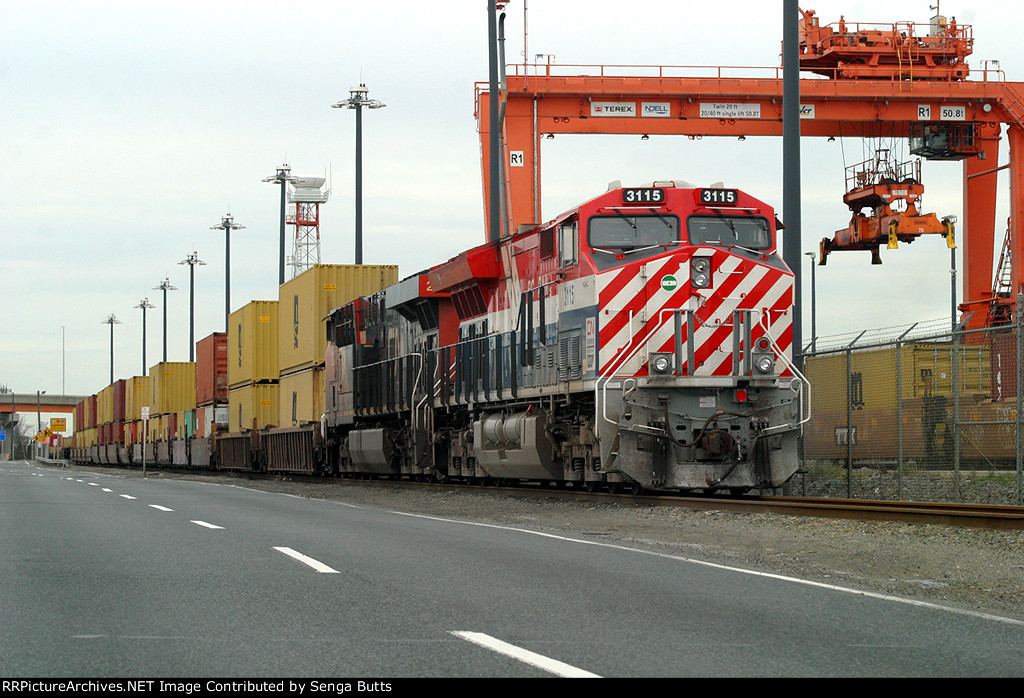 CN 3115 BCOL Heritage Unit